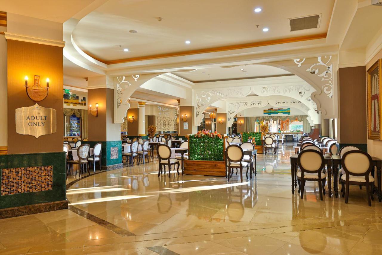 Crystal Sunset Luxury Resort & Spa Side Exterior foto