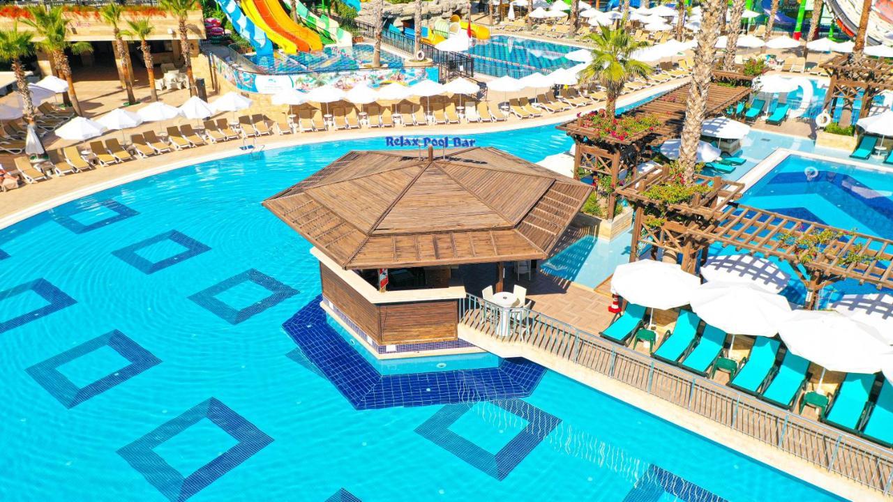 Crystal Sunset Luxury Resort & Spa Side Exterior foto