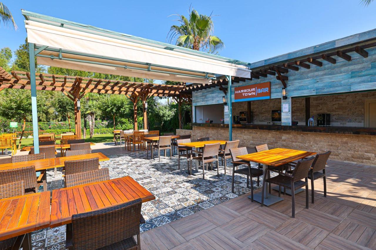 Crystal Sunset Luxury Resort & Spa Side Exterior foto