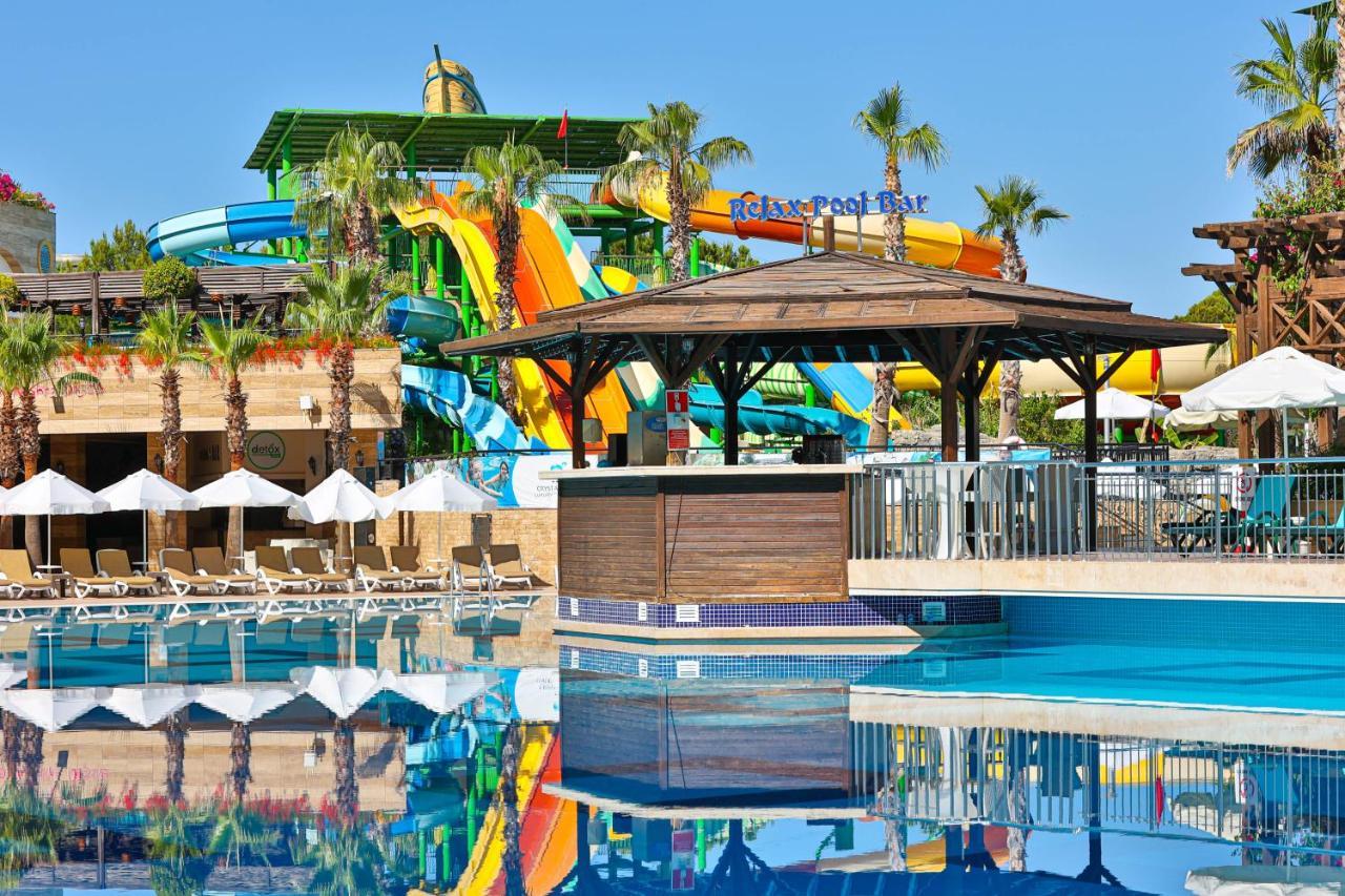 Crystal Sunset Luxury Resort & Spa Side Exterior foto